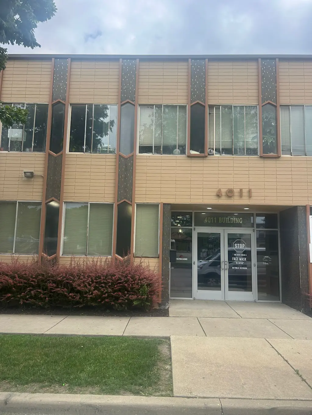 4011 W. Capitol Drive Milwaukee, WI 53216