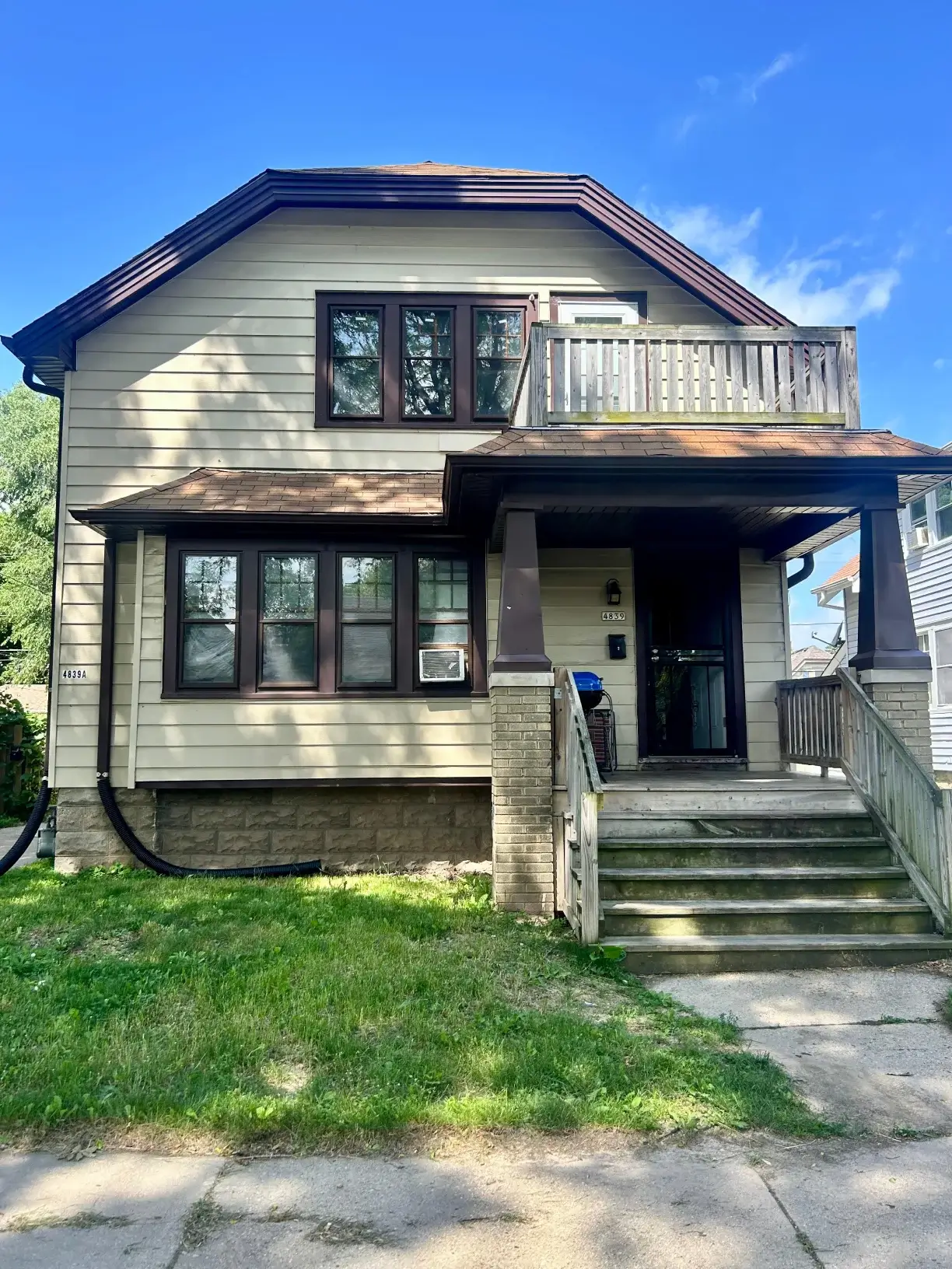 4839A N. 18th Milwaukee, WI 53209